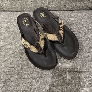 Coach Flip Flop Sandals Women Size 6